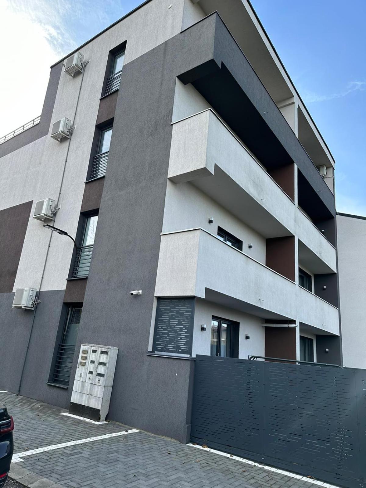 Luxury Glam Apartments & Studios Near Coresi Mall 브라쇼브 외부 사진