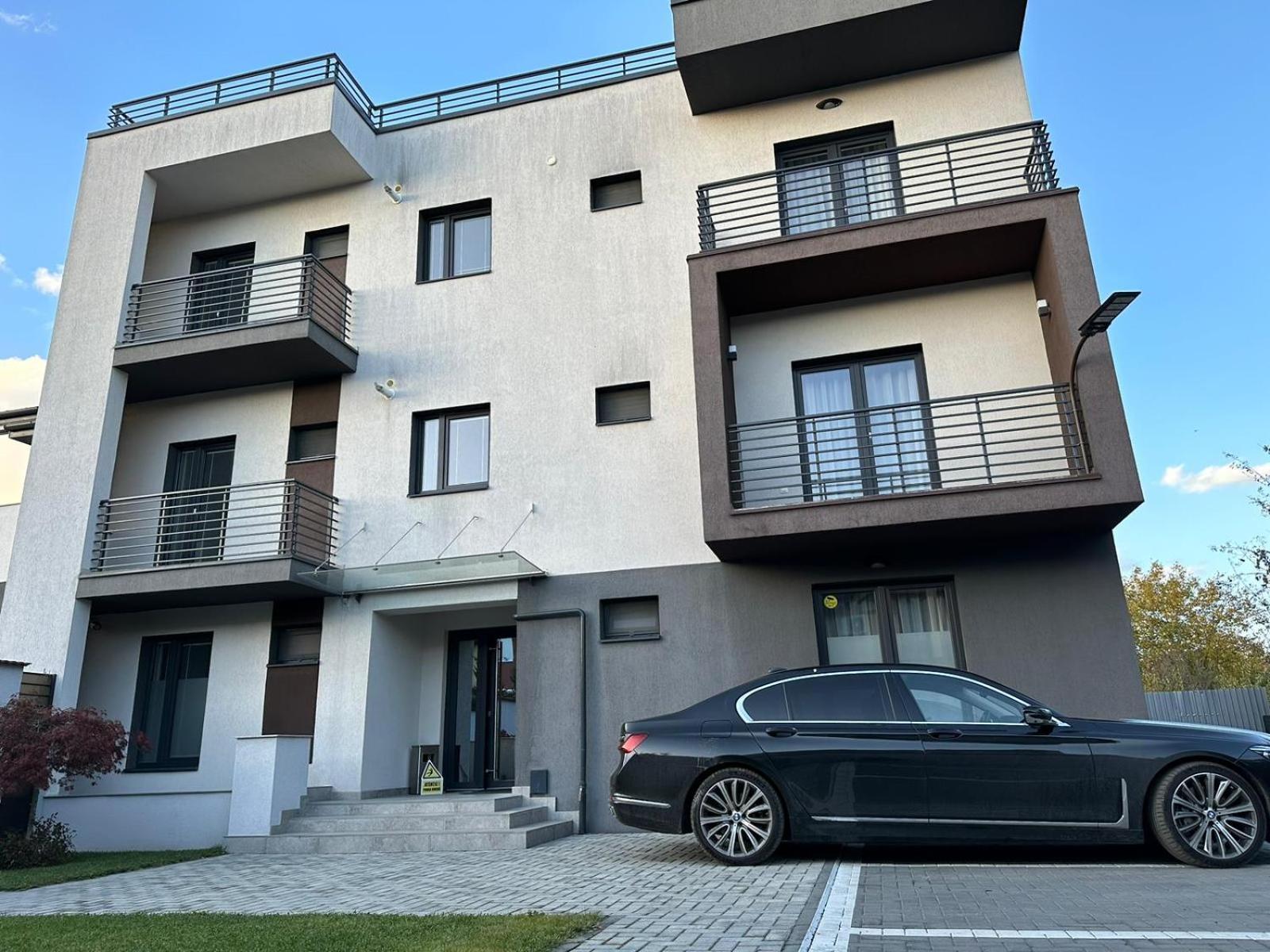 Luxury Glam Apartments & Studios Near Coresi Mall 브라쇼브 외부 사진