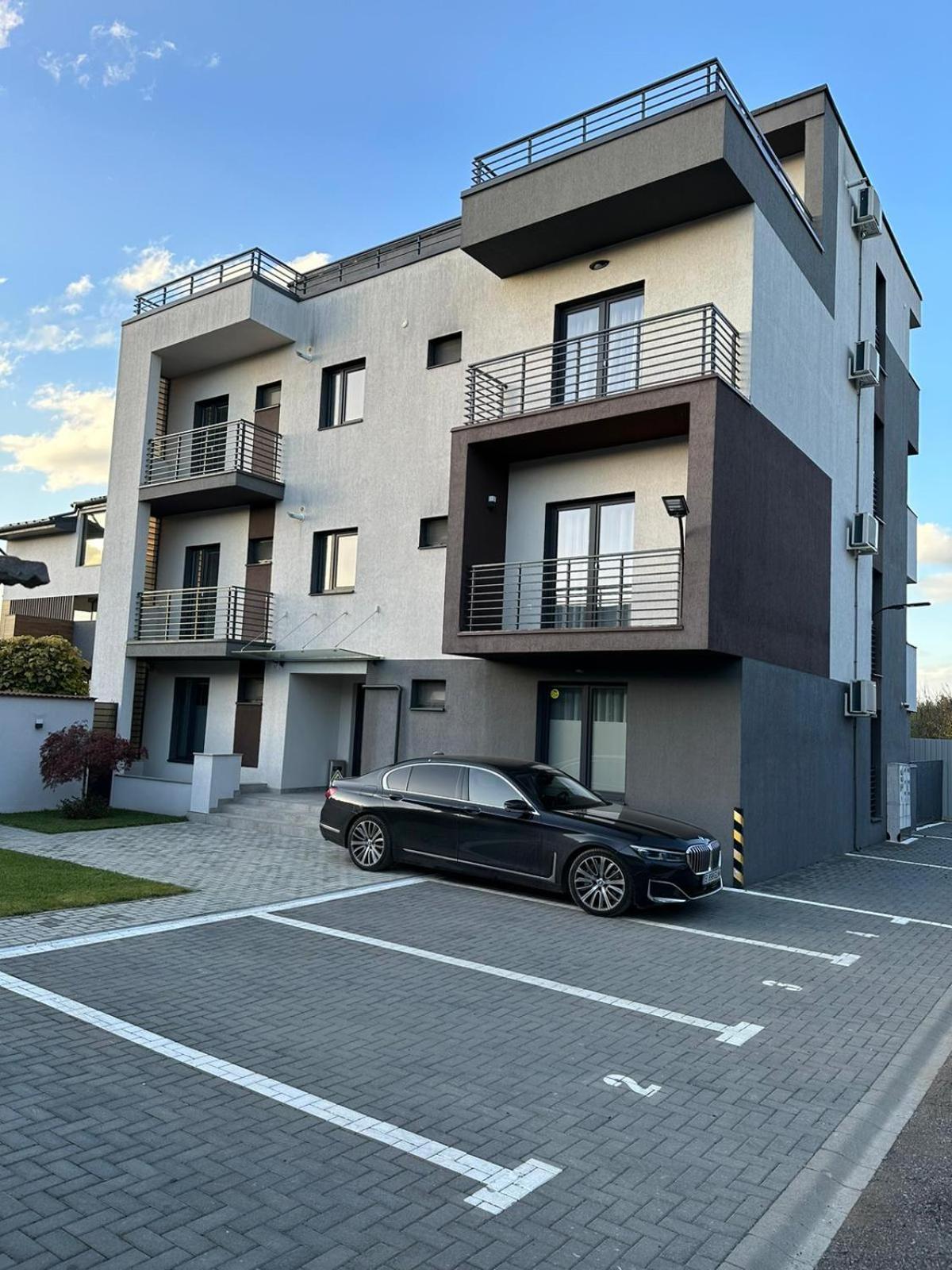 Luxury Glam Apartments & Studios Near Coresi Mall 브라쇼브 외부 사진