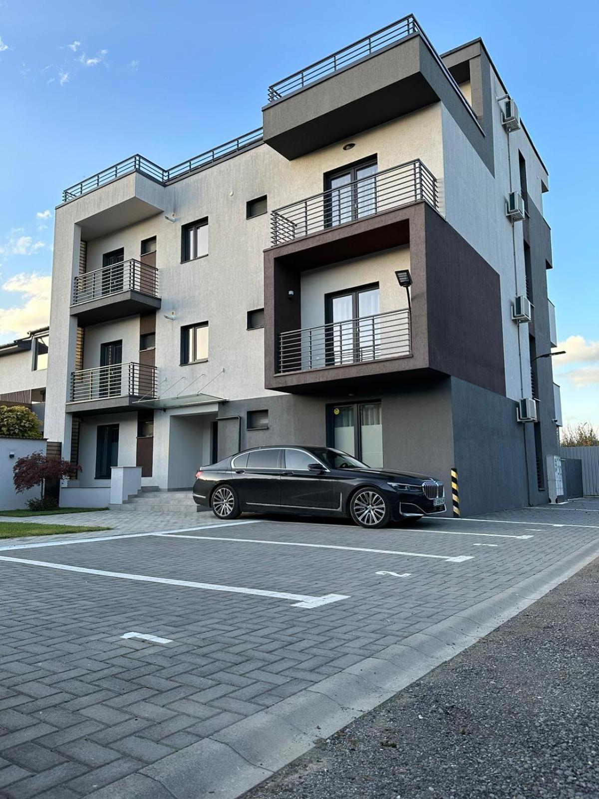 Luxury Glam Apartments & Studios Near Coresi Mall 브라쇼브 외부 사진